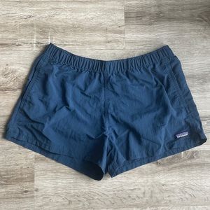 Patagonia barely baggies women’s size medium navy blue